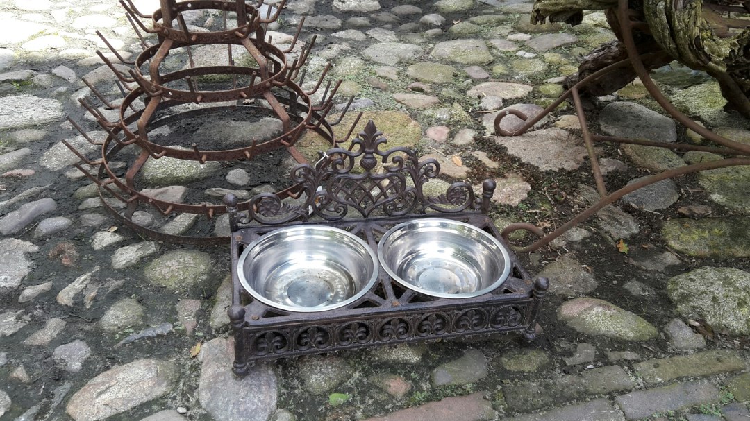 drinkbak hond museumdorp orvelte terras