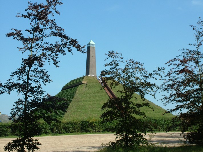 pyramide van austerlitz