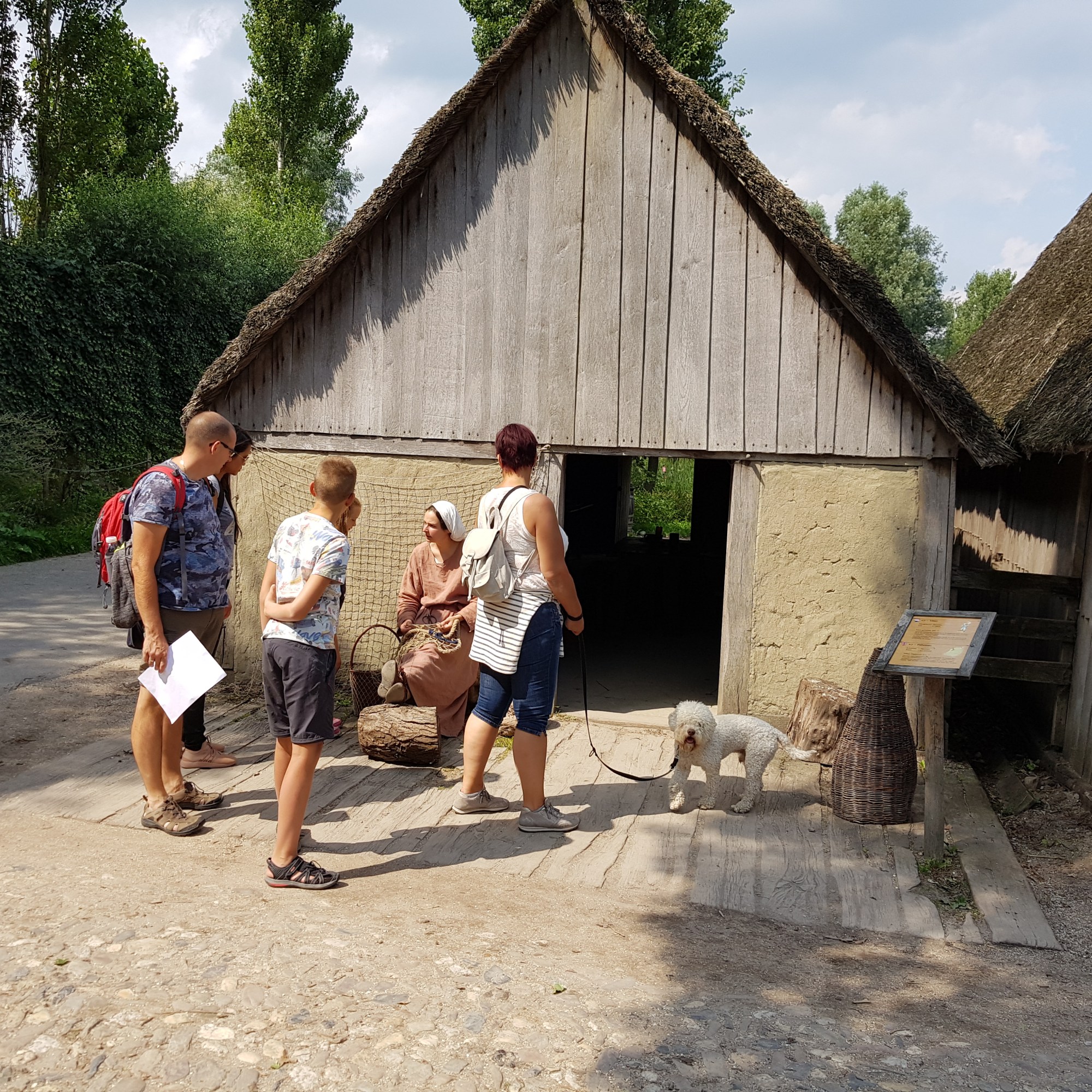 Archeon dagje weg hond mee