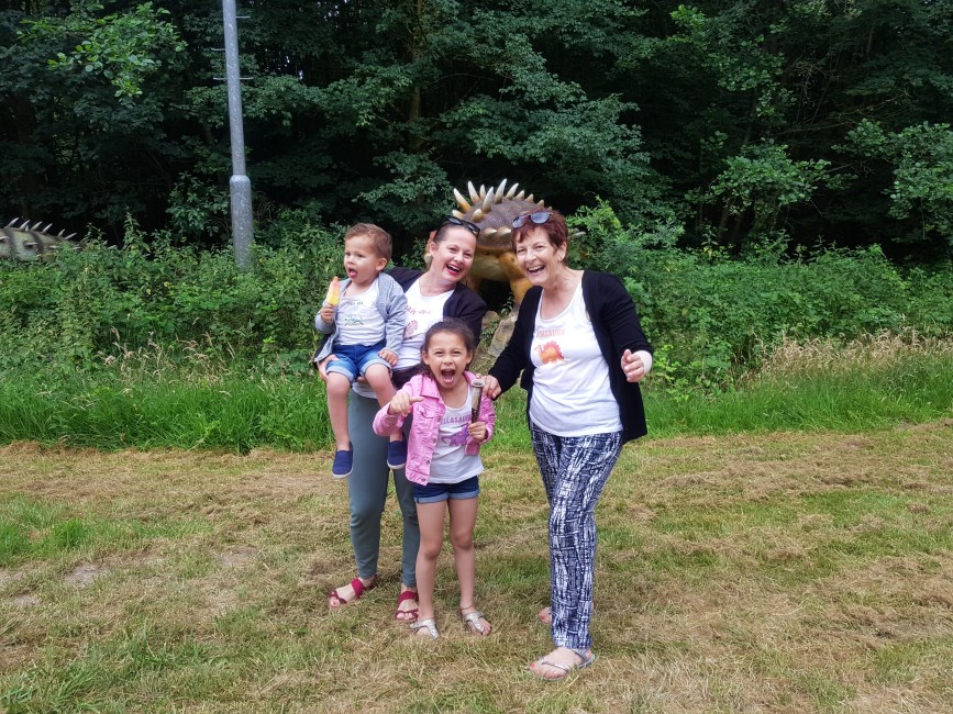 dinopark vliegbasis twente