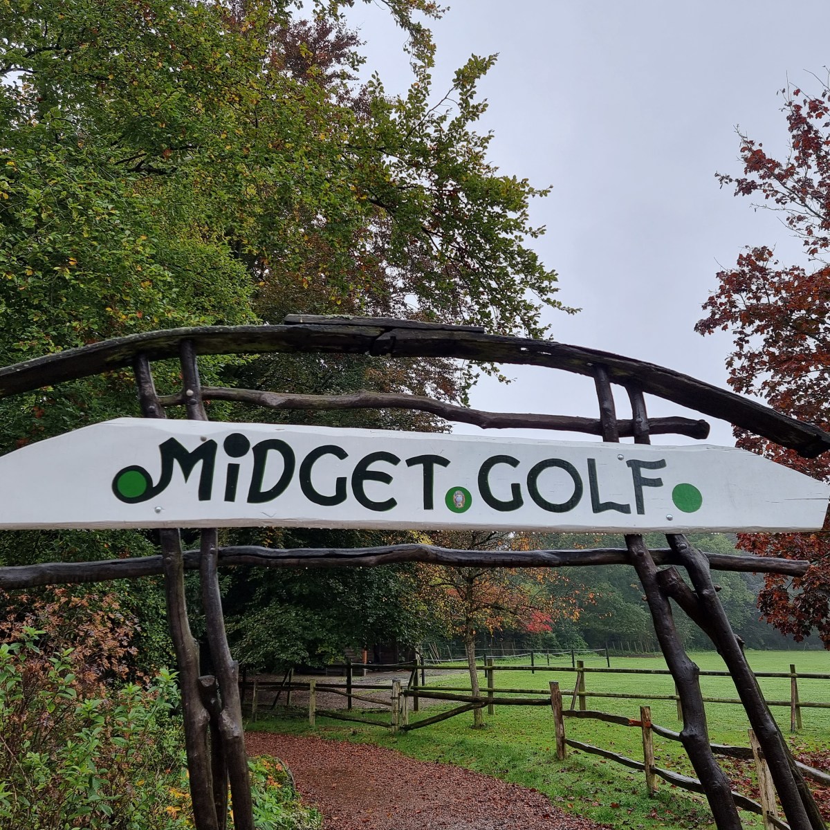 Potje mini-golf in het bos